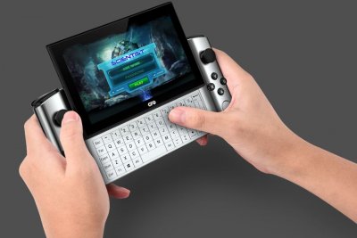 GPD Win 3 navigue entre console de jeu et mini PC avec écran coulissant ...