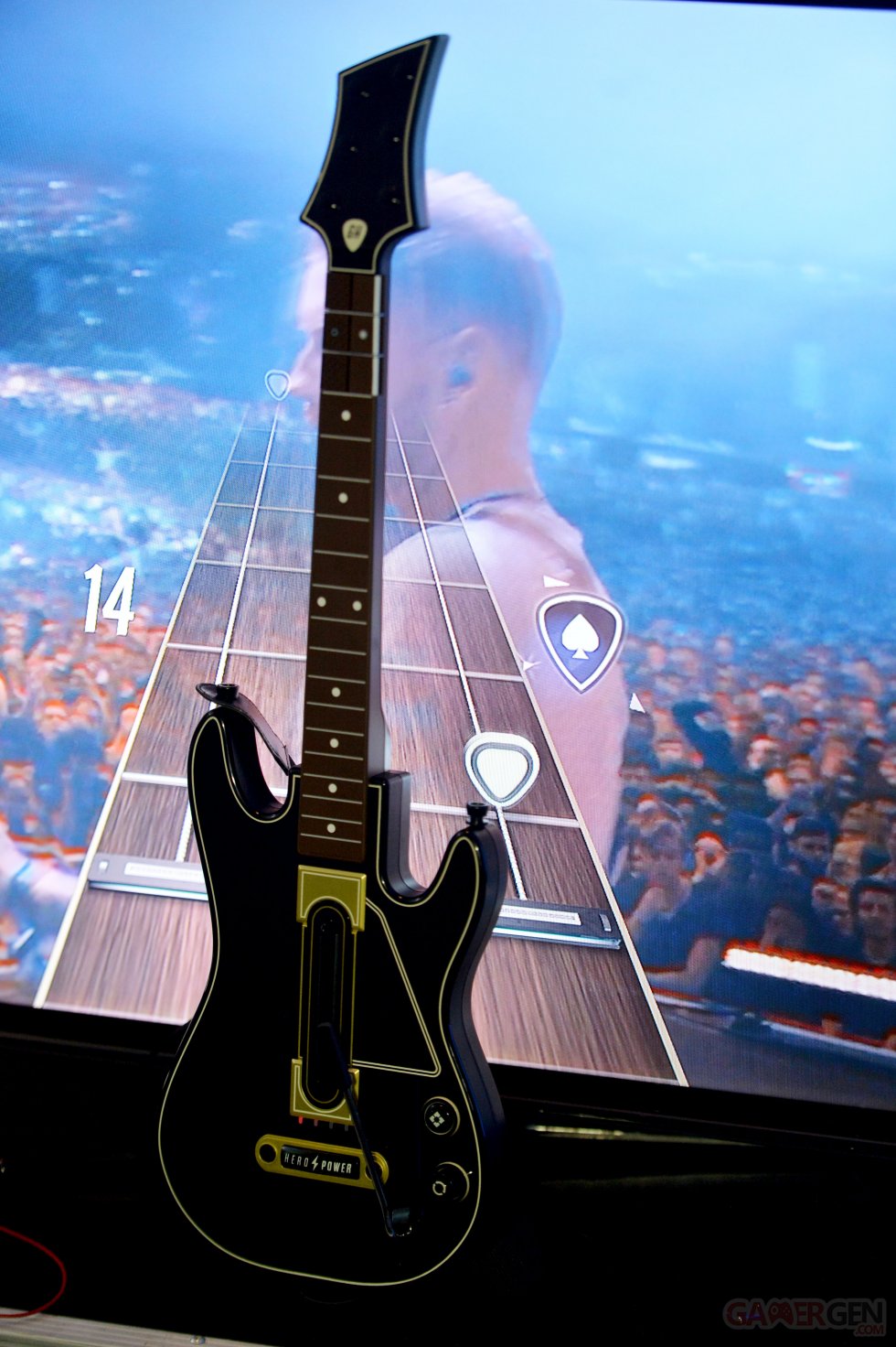 Guitar Hero Live Photo prss tour (4)