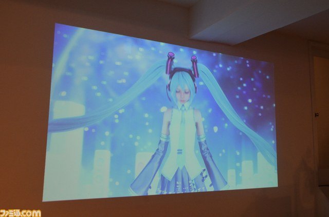Hatsune Miku Art Exhibition Universal Positivity (6)