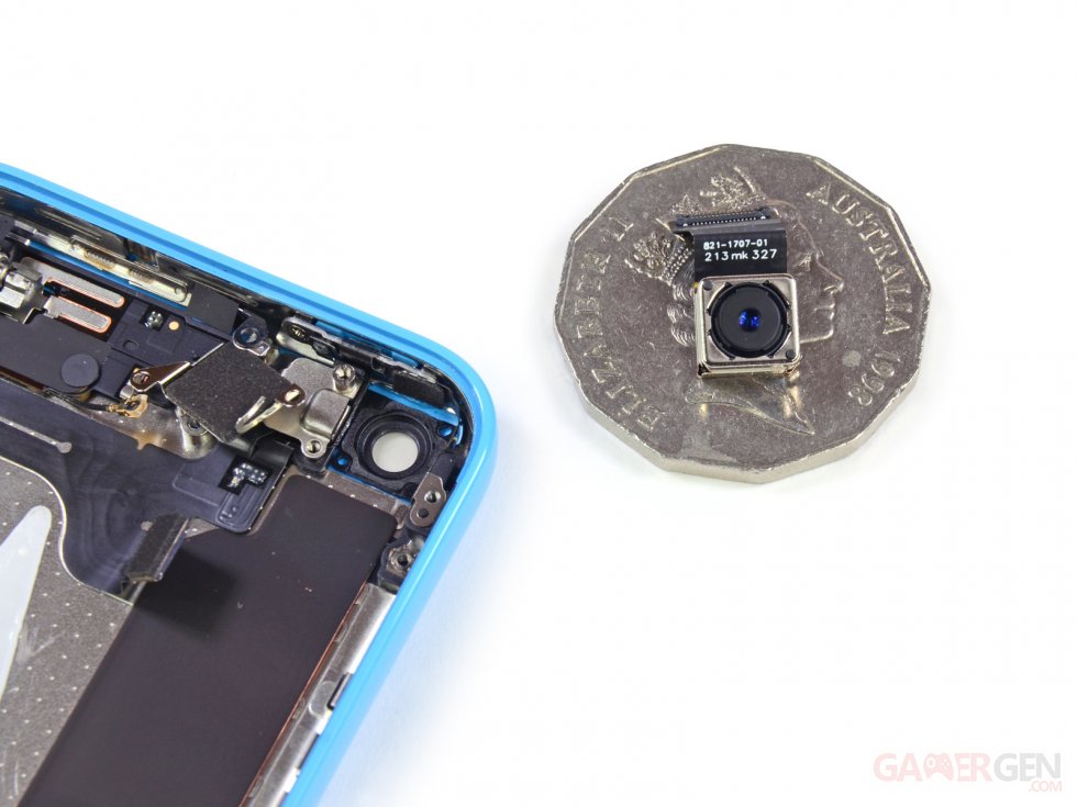 iFixit-demontage-iphone-5c- (22)