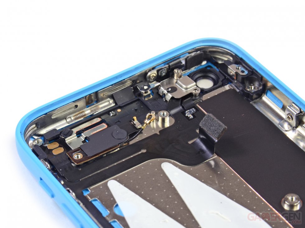 iFixit-demontage-iphone-5c- (27)
