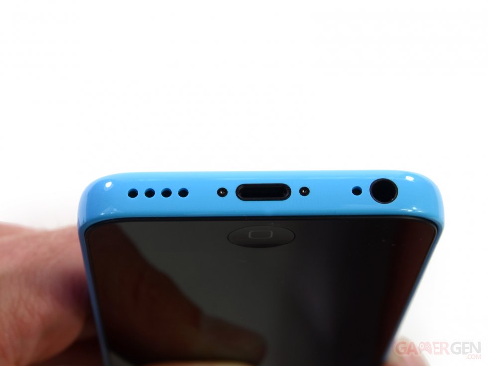 iFixit-demontage-iphone-5c- (5)