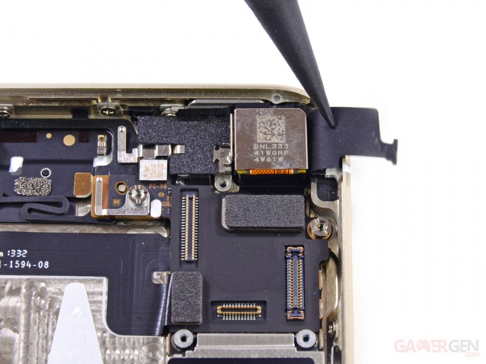 ifixit-demontage-iPhone-5s- (22)