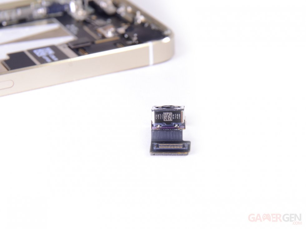 ifixit-demontage-iPhone-5s- (24)