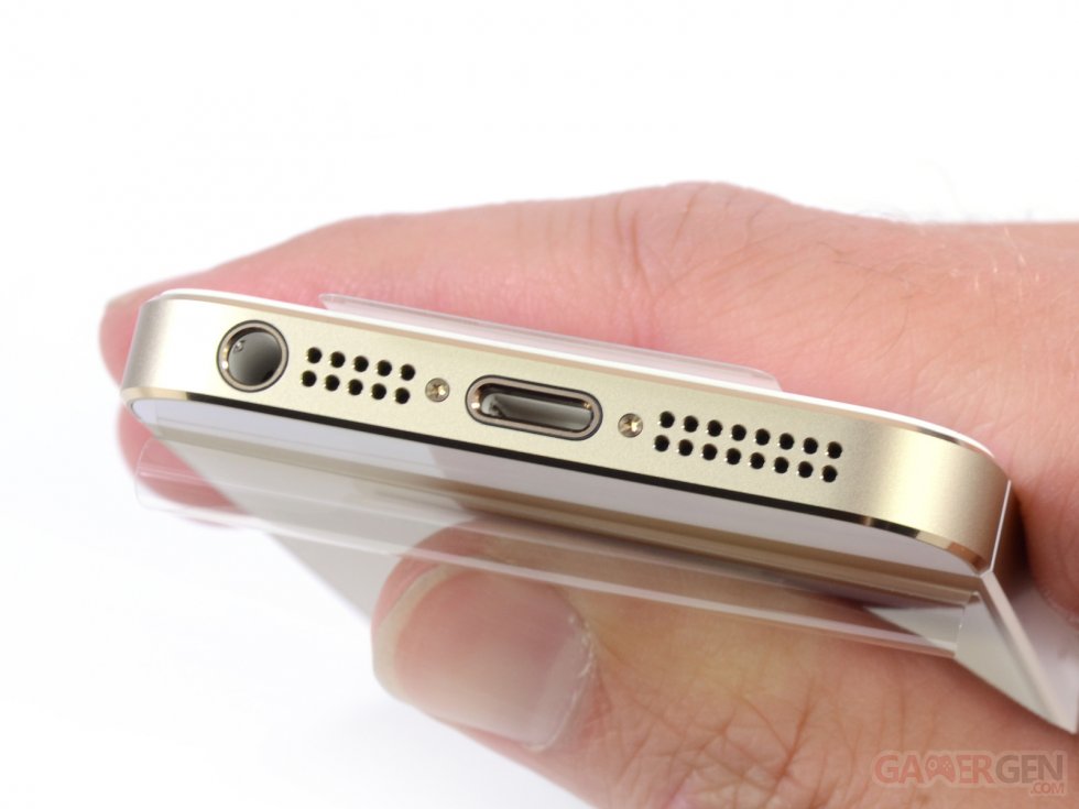 ifixit-demontage-iPhone-5s- (3)