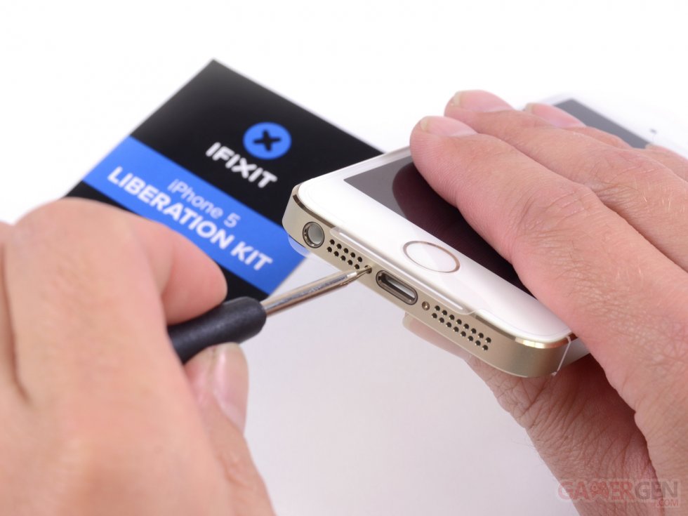 ifixit-demontage-iPhone-5s- (4)