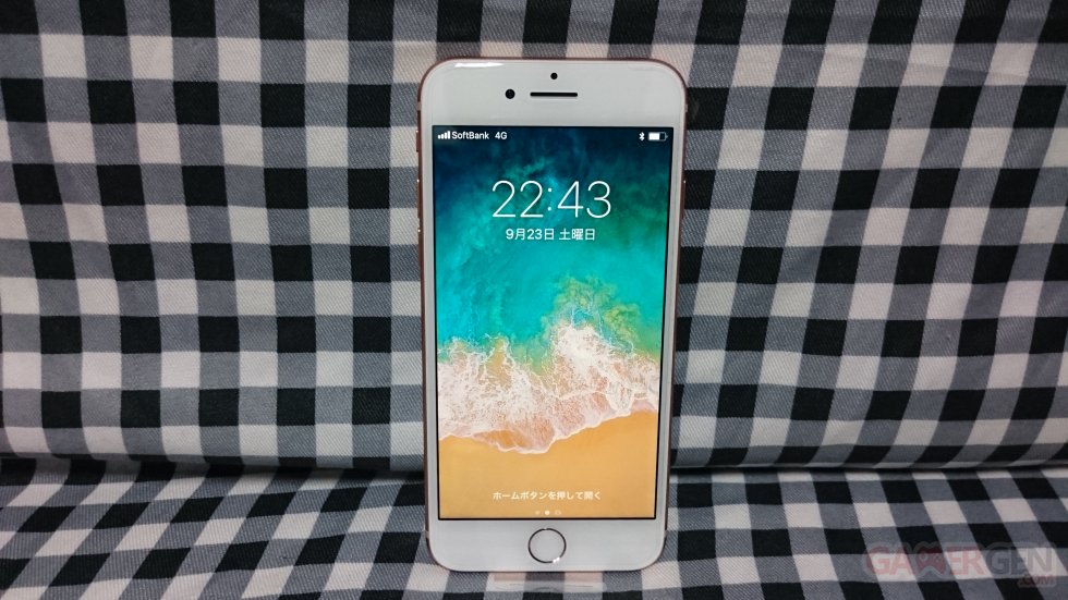 iPhone 8 Unboxing photos images smarpthone (12)