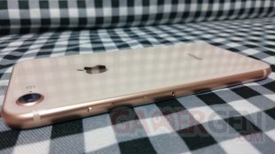 iPhone 8 Unboxing photos images smarpthone (16)
