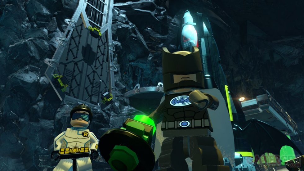 LEGO Batman 3_BatmanSonarRobinTechno_01_1