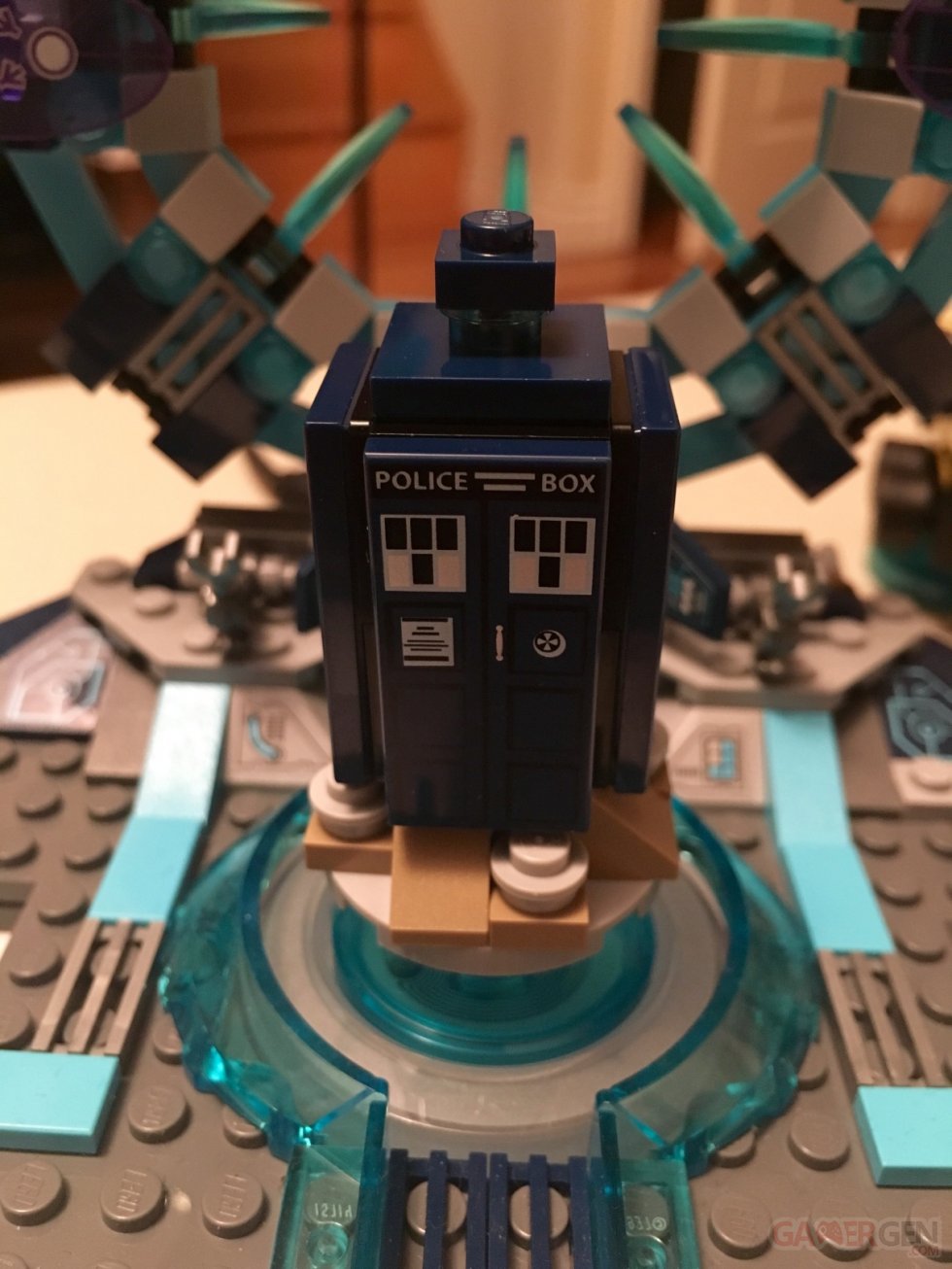 LEGO Dimensions Doctor Who Fun Pack Unboxing deballage tardis k9 - 06