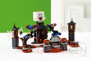 LEGO Super Mario 71377 King Boo and the Haunted Yard Expansion Set 2