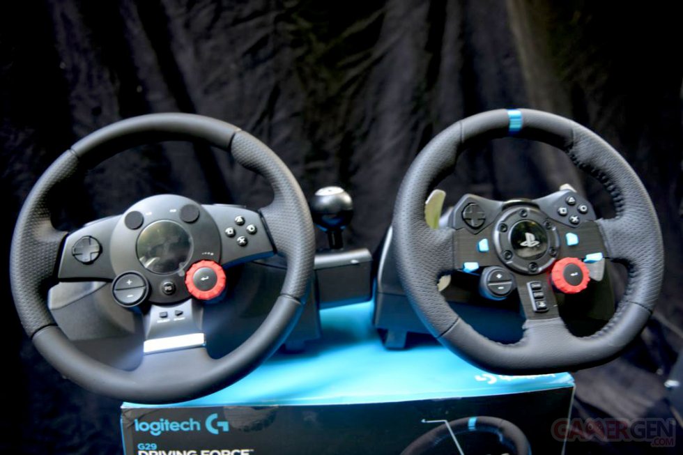 Image Logitech G29 Volant Ps4 PC UNBOXING 0057