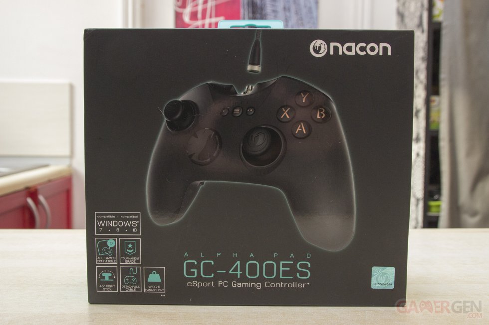 Manette Nacon GC-400ES (1)