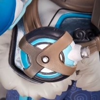 Mei Overwatch Statuette (7)