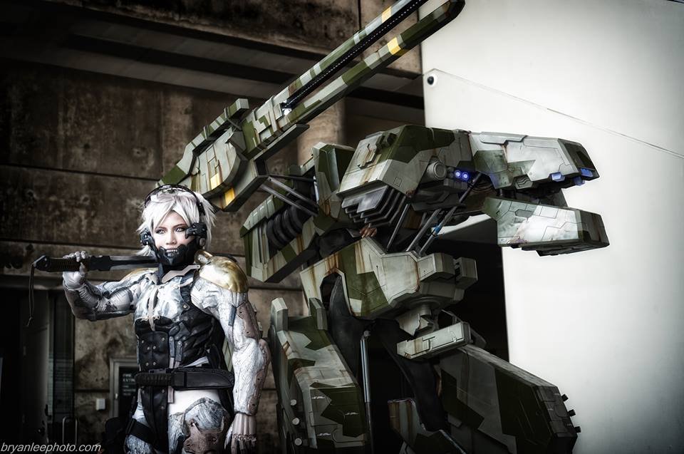 Metal Gear REX cosplay 1