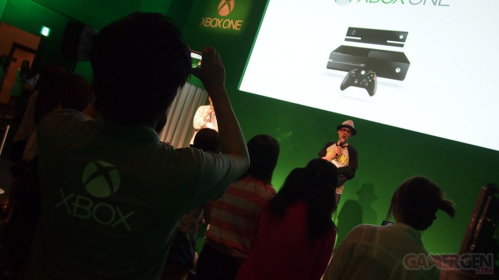 Microsoft Xbox One Japon Tokyo 21.06.2014  (27)