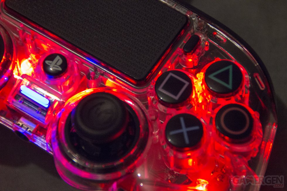 Nacon Compact Controller Illuminated PS4 Manette Test Note Avis Review GamerGen_com Clint008 (5)