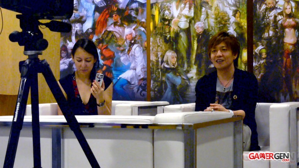 Naoki Yoshida avec traductrice