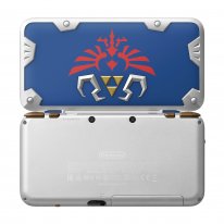 New Nintendo 2DS XL Hylian Shield Edition The Legend of Zelda A Link Between Worlds console images (4)