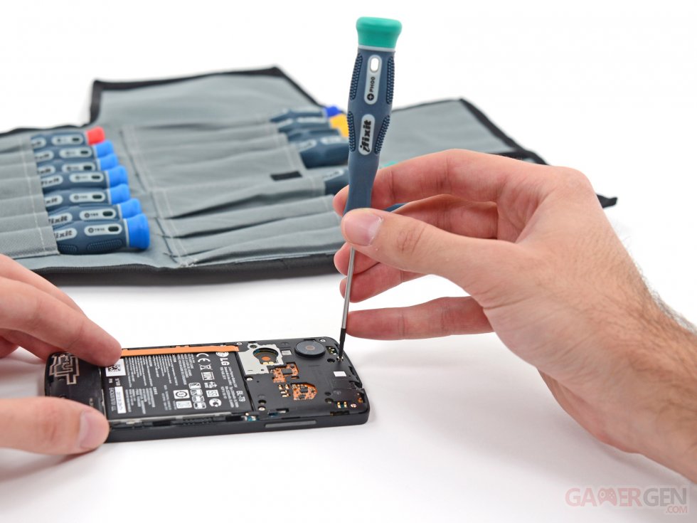 nexus-5-teardown-ifixit- (8)