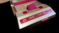 Nintendo Classic Mini Famicom Weekly Shonen Jump 50th Anniversary Edition NES Unboxing Deballages images (10)