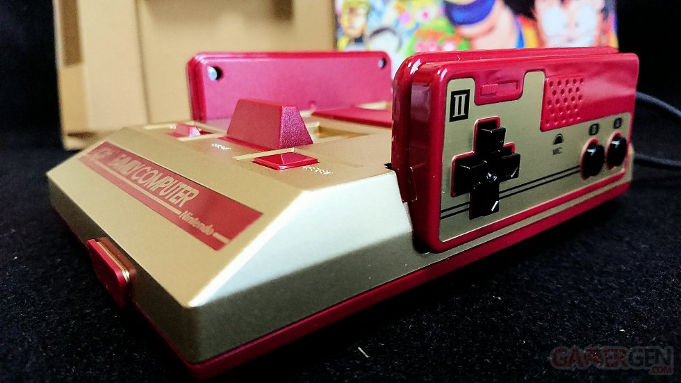 Nintendo Classic Mini Famicom Weekly Shonen Jump 50th Anniversary Edition NES Unboxing Deballages images (3)