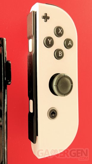 Nintendo Switch OLED Photos images (10)