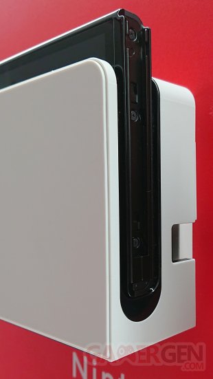 Nintendo Switch OLED Photos images (14)