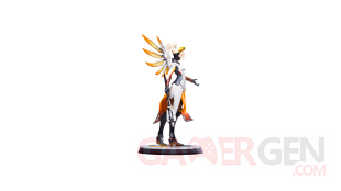 ow mercy gold 360 large 06
