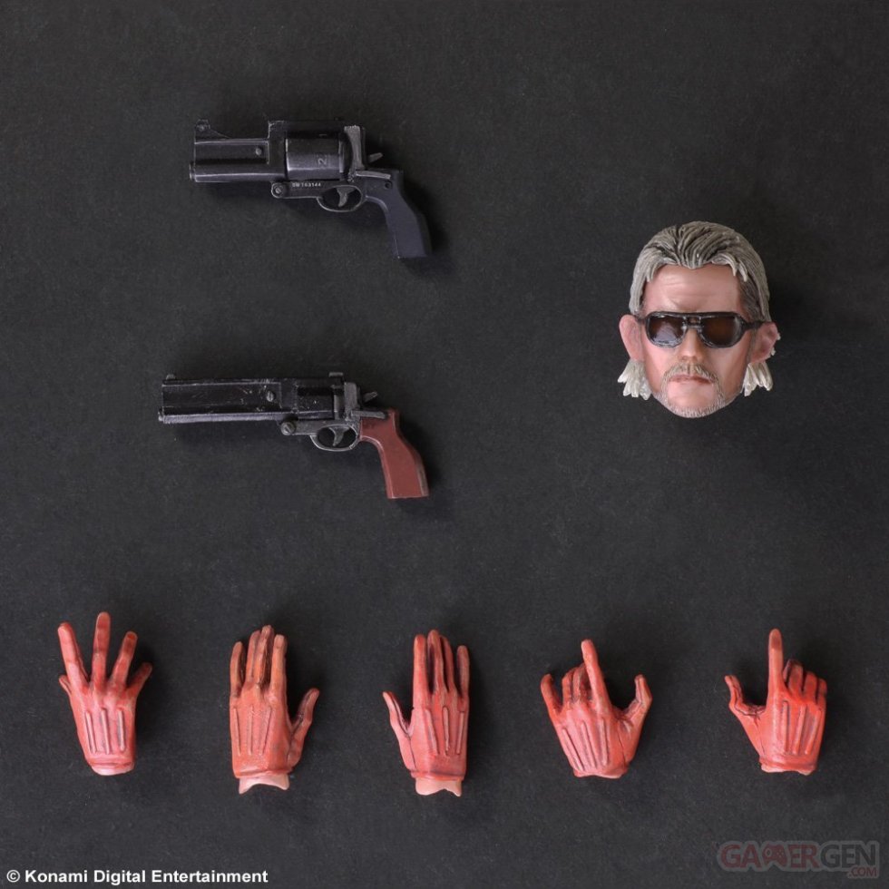 Play Arts  figurine Revolver Ocelot Metal Gear Solid V The Phantom Pain (6)