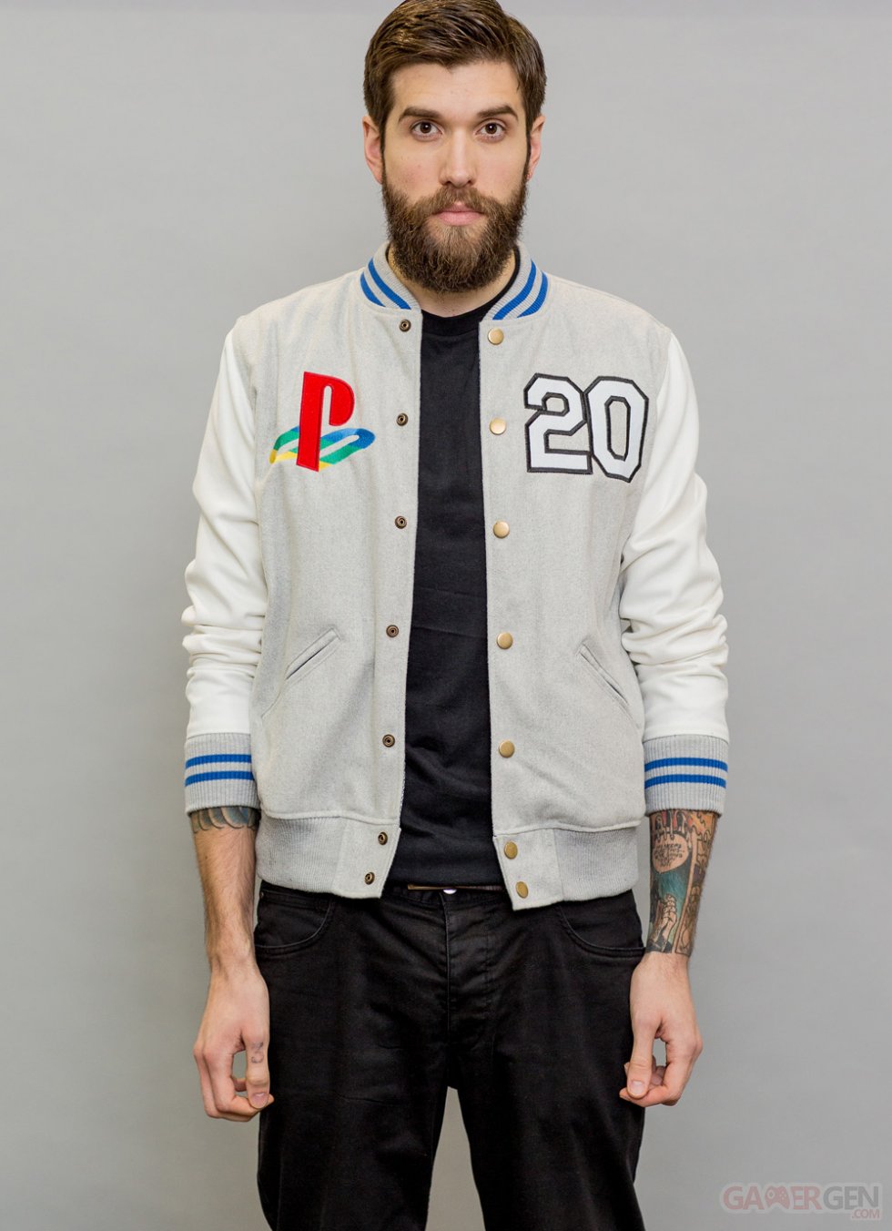 PlayStation 20th anniversary edition ve?tements Insert Coin Clothing 4