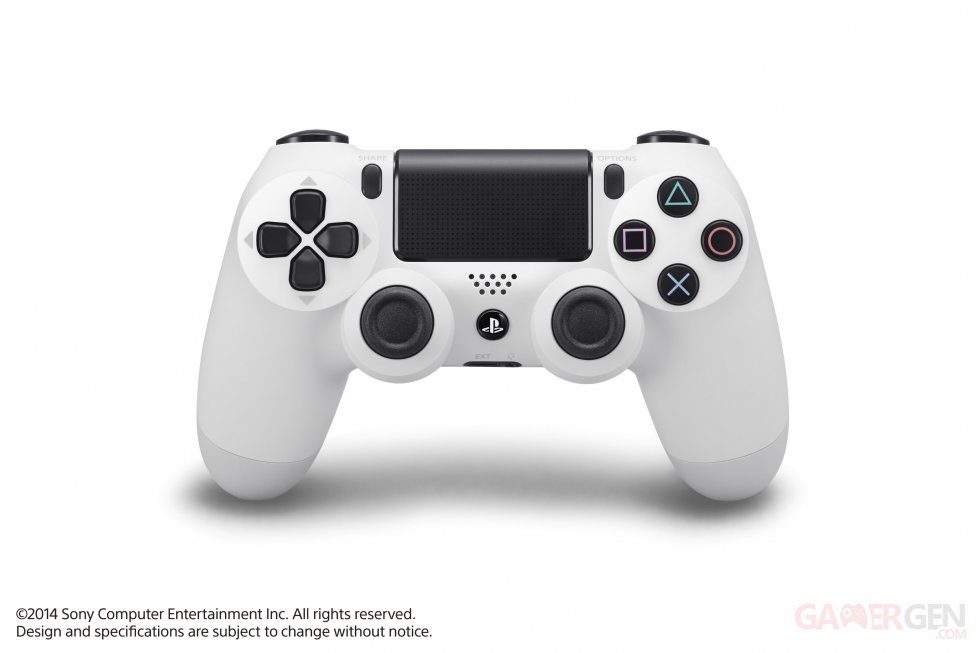 Playstation PS4 blanche 10.05.2014  (1)