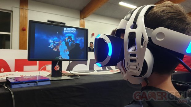 PS VR + AStrobot
