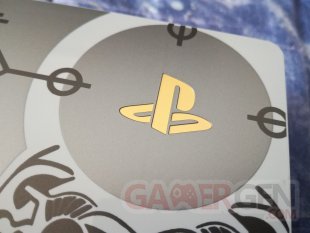 PS4 Pro Leviathan Grey collector God of War unboxing déballage 26 19 04 2018