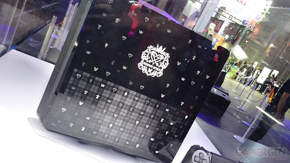 PS4 Slim Kingdom Hearts III photos TGS (5)