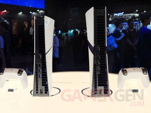 PS5 Pro Slim Comparaison TGS 2024 images photos (2)