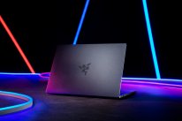 Razer Blade Stealth (2019) Studio 2