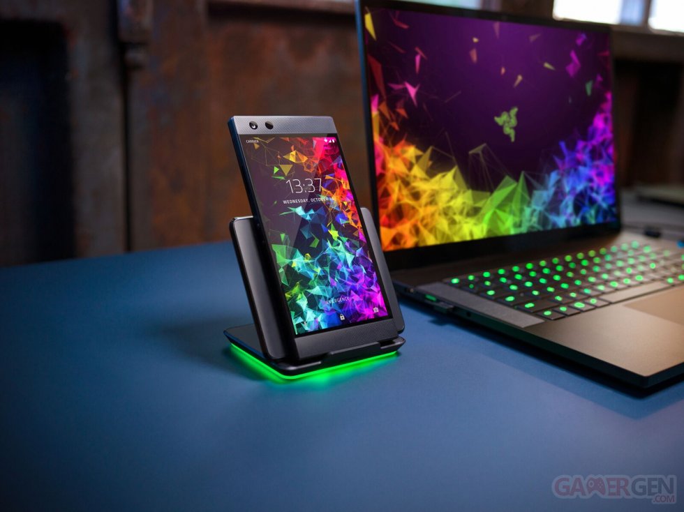 Razer Phone 2 images  (4).