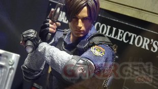 Resident Evil 2 Collector figurine clavier (14)