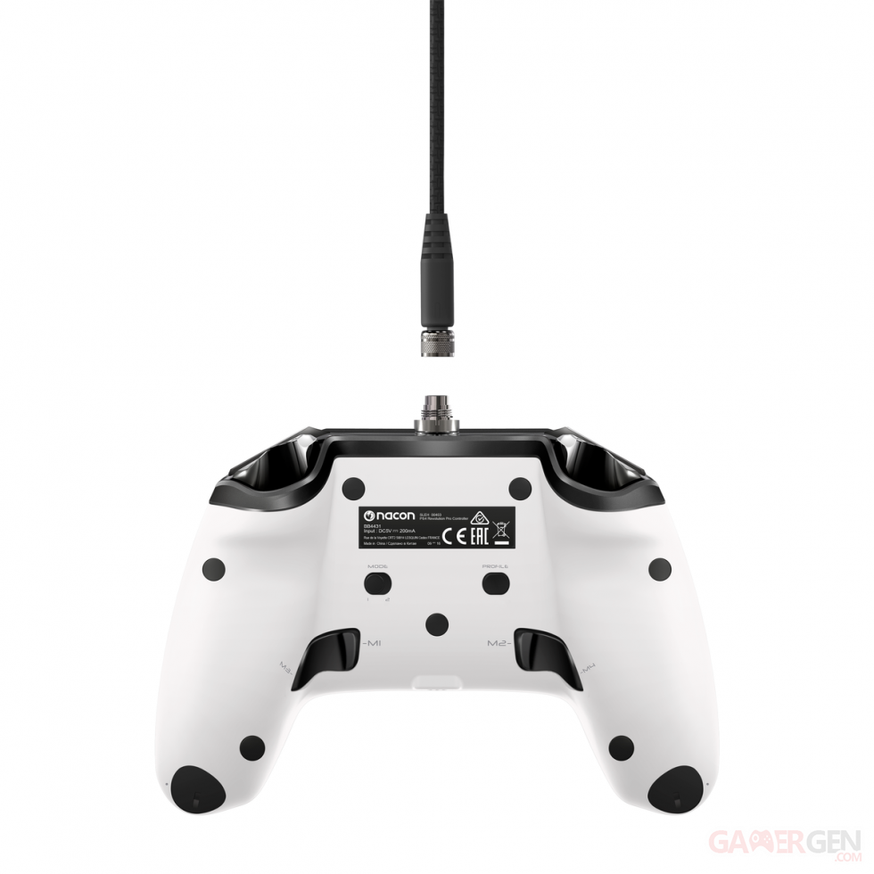 Revolution Pro Controller manette PS4 images couleurs (4)