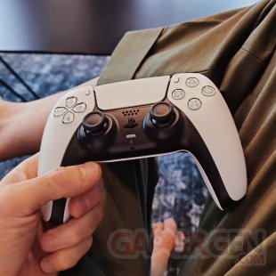Robert Lewandowski PS5 PlayStation 5 Lifestyle DualSense 2