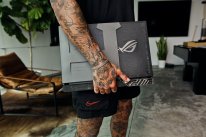 ROG Strix Nyjah Huston Special Edition fits perfectly with Nyjah's style 1