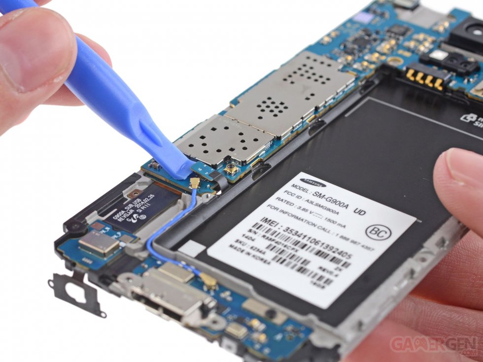 samsung-galaxy-s5-teardown-demontage-ifixit- (1)