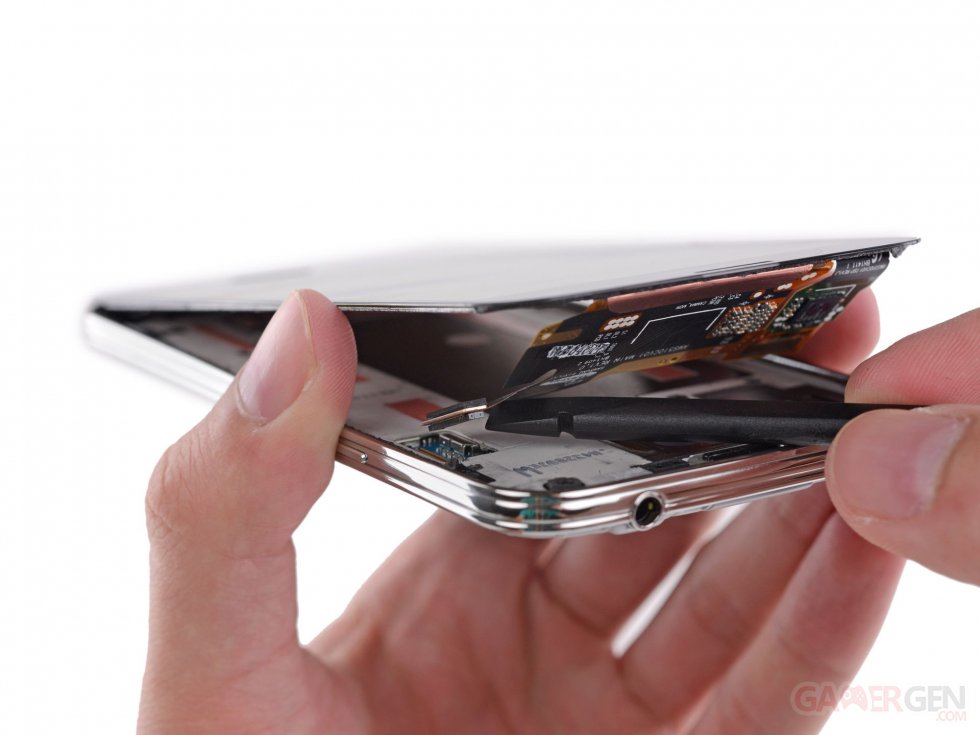 samsung-galaxy-s5-teardown-demontage-ifixit- (8)