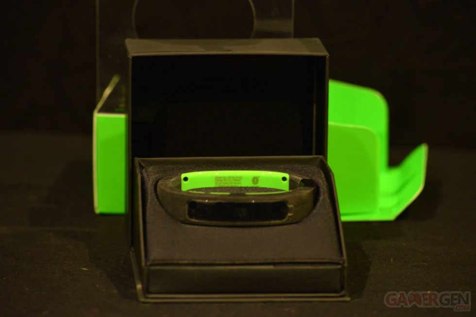 Smartband Razer Nabu Bracelet connecté intelligentr 0078