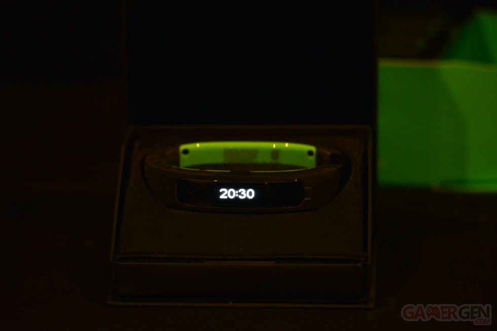 Smartband Razer Nabu Bracelet connecté intelligentr 0081