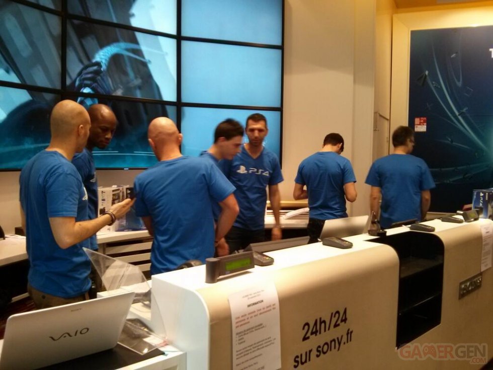 Sortie PS4 sony store paris 0005