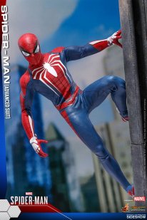 Spider Man Advanced Suit figurine 06 30 07 2018