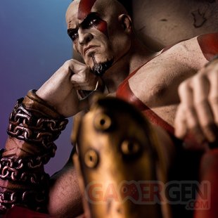 statue collector god of war kratos 04
