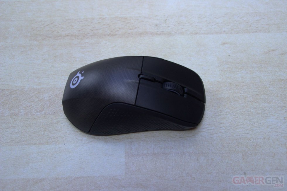 SteelSeries Rival 700 Unboxing Souris Gaming Gamer OLED Déballage Boîte Packaging GamerGen_com Clint008 (11)